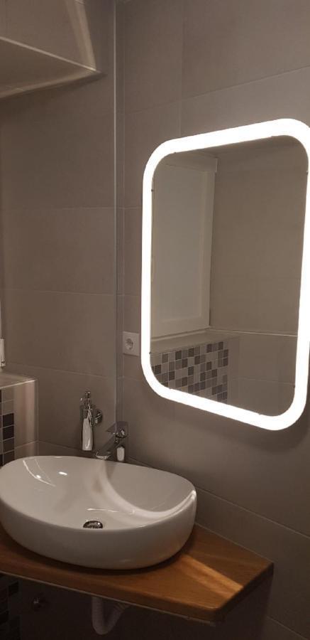 Giron Guest house 4*